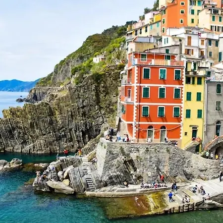 Holiday home Il Pepe Rosa Di Anna E Silvano Sarzana