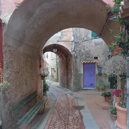 Holiday home Il Pepe Rosa Di Anna E Silvano Sarzana