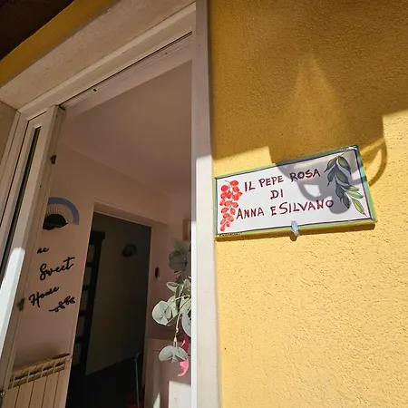 Holiday home Il Pepe Rosa Di Anna E Silvano